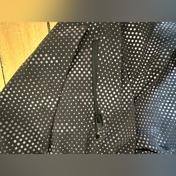 Lululemon Seawheeze 2020 Pace Breaker Shorts - Picture 6 of 7